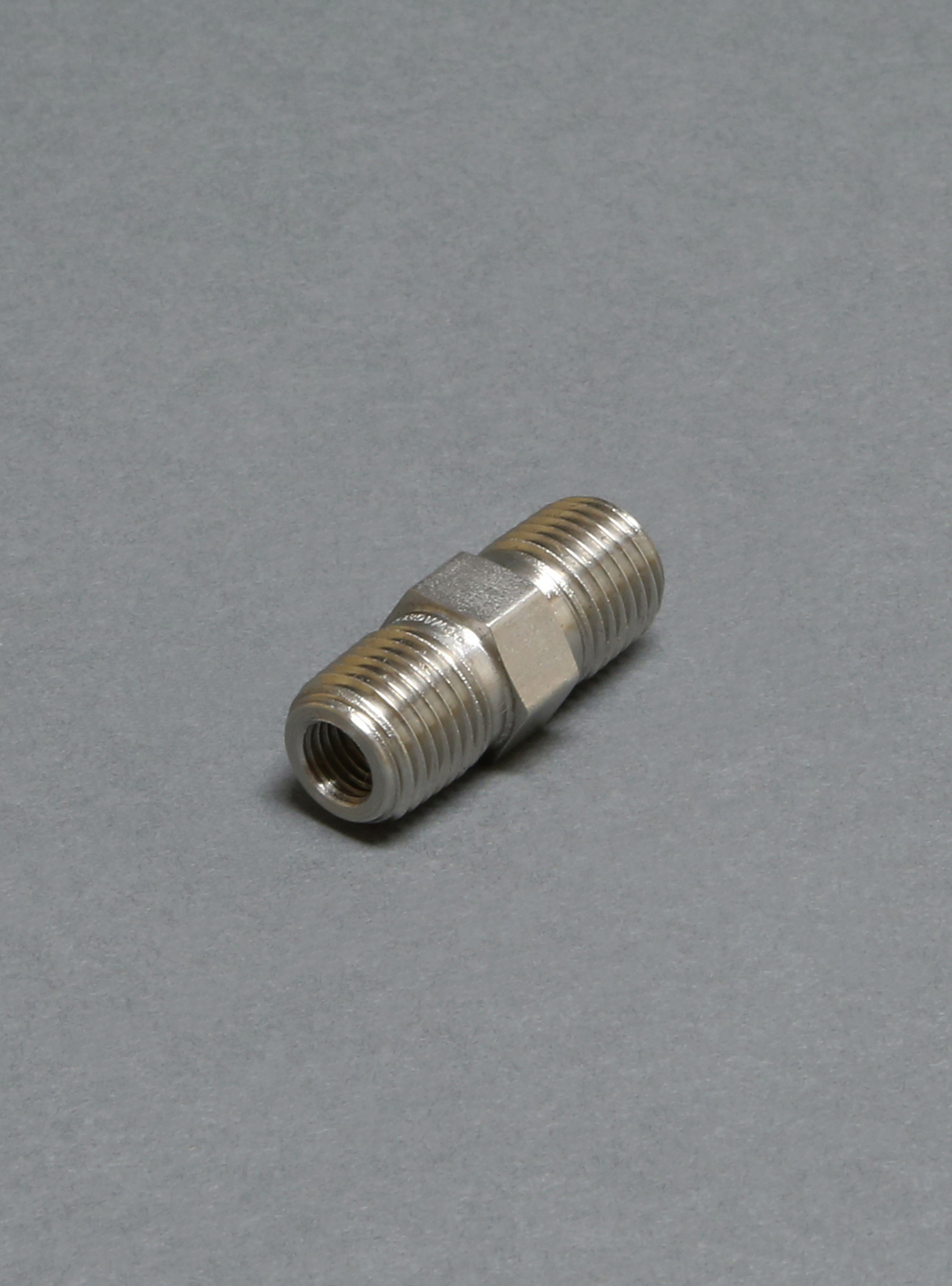 9140 - Hex Nipple, 1/4" MNPT X 1/4" MNPT Stainless Steel