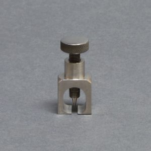 8082 - Needle Puller